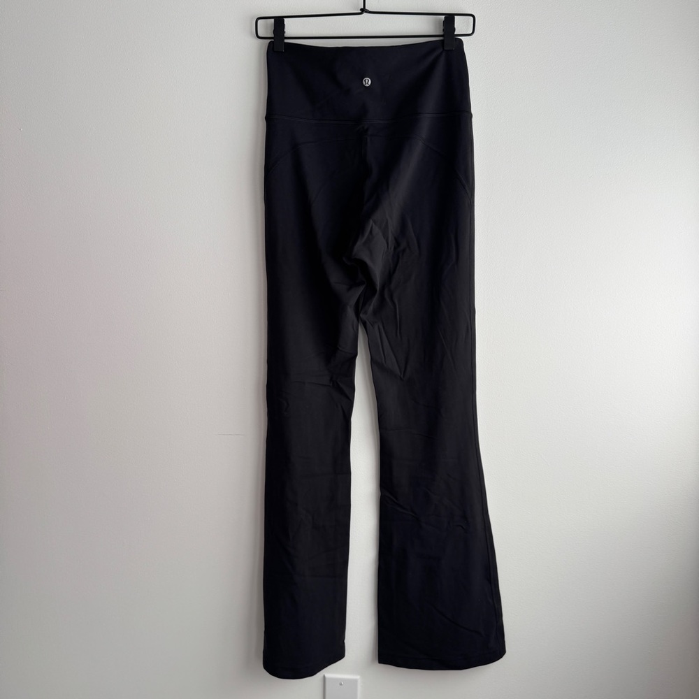 Lululemon Flare Pants Size 8 - Picture 2 of 3